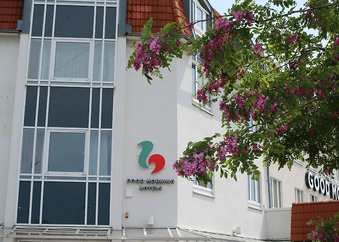 Good Morning + فندق
