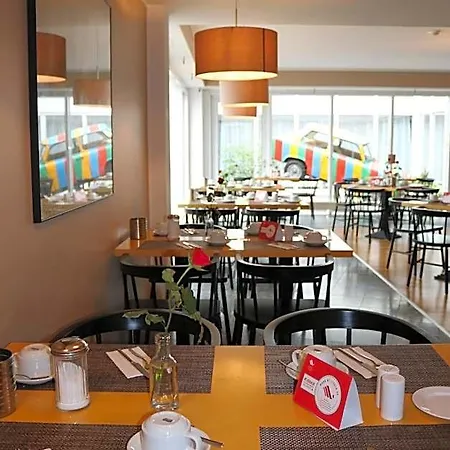 Good Morning + Hotel 3*