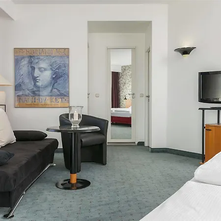 Good Morning + Hotel 3*