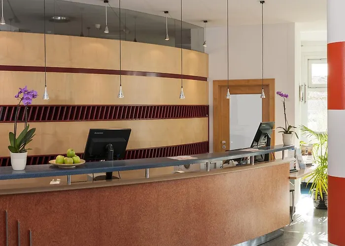 Good Morning + Hotel 3*