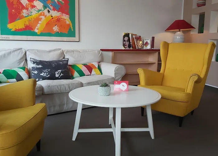 Good Morning + فندق