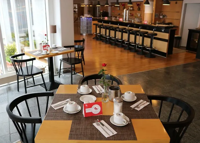 Good Morning + فندق