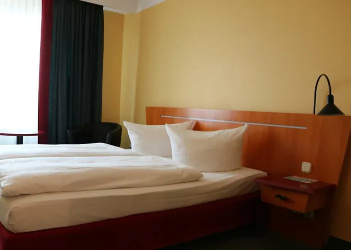 Good Morning + Hotel